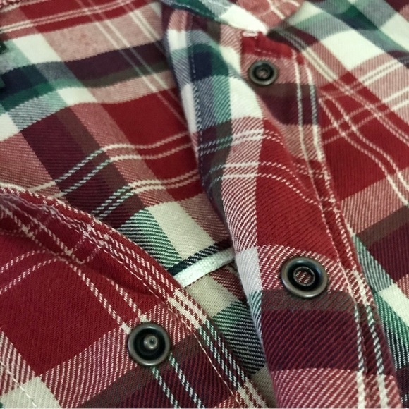 Roots Plaid Button Down Shirt Pockets - Picture 4 of 16